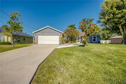 2532 SW 12th Pl, Cape Coral, FL 33914
