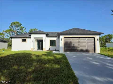326 Nathan Ave, Lehigh Acres, FL 33974