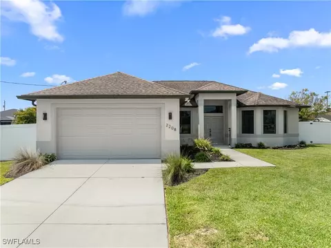 2208 SW 12th Ln, Cape Coral, FL 33991