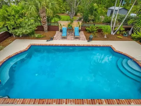 20697 Charing Cross Cir, Estero, FL 33928 photo 27