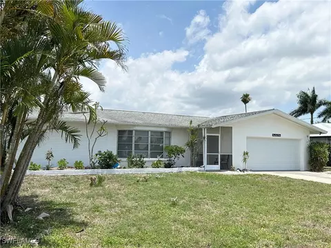 3101 SE 18th Pl, Cape Coral, FL 33904