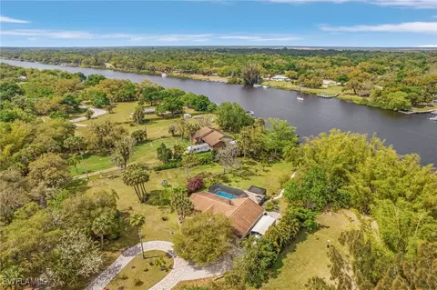 View/Area - 110 Hampton Ave, Labelle, FL 33935 photo 2 of 8