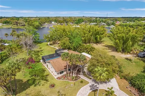 View/Area - 110 Hampton Ave, Labelle, FL 33935 photo 1 of 8