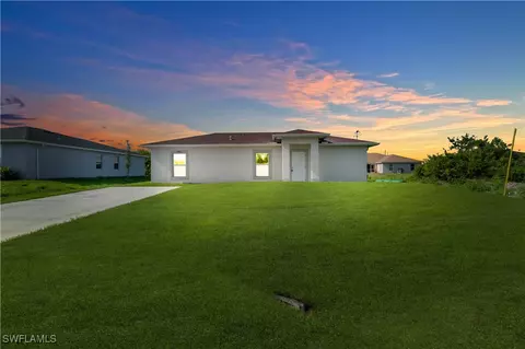 380 Poplar St, Lehigh Acres, FL 33974