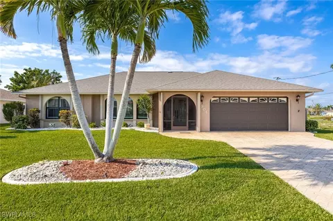 304 SE 20th St, Cape Coral, FL 33990