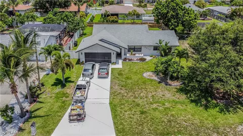 4013 SW 2nd Ct, Cape Coral, FL 33914