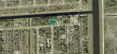1237 Antonio St E, Lehigh Acres, FL 33974 photo 2