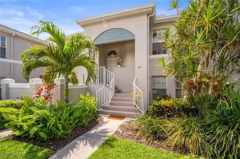1771 Bermuda Greens Blvd #O4, Naples, FL 34110