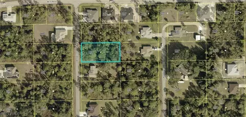 1120 Oak Ave, Lehigh Acres, FL 33972