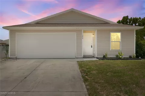 306 Wilmington Pkwy, Cape Coral, FL 33993