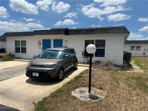 43 Tangelo Ct, Lehigh Acres, FL 33936