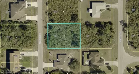 385 Chamonix Ave S, Lehigh Acres, FL 33974