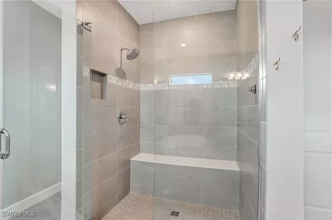 Bath - 17561 Kinzie Ln, Estero, FL 33928 photo 2 of 6