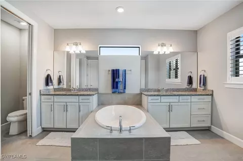 Bath - 17561 Kinzie Ln, Estero, FL 33928 photo 1 of 6