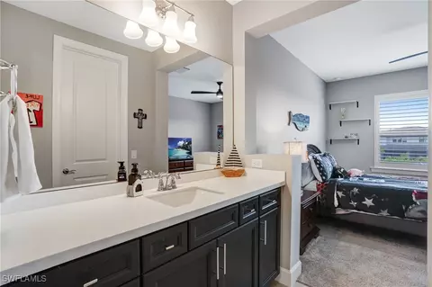 Bath - 17561 Kinzie Ln, Estero, FL 33928 photo 5 of 6