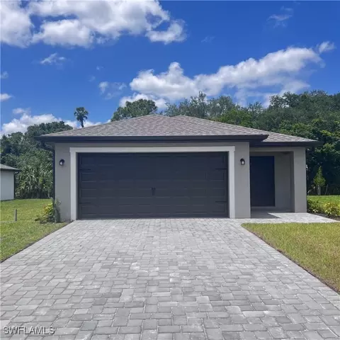 1293 Bush St W, Immokalee, FL 34142