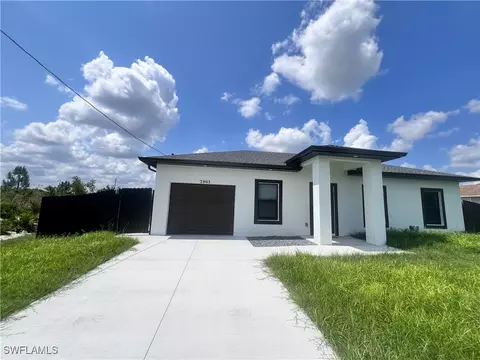 2903 64th St W, Lehigh Acres, FL 33971