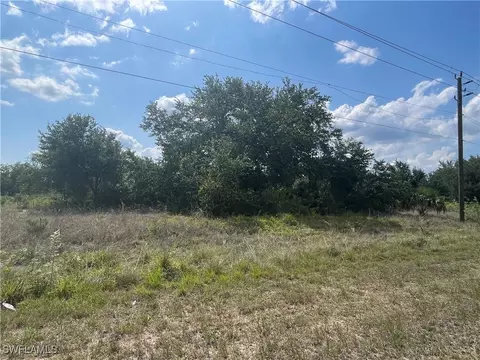 6009 Sunshine Blvd N, Lehigh Acres, FL 33971