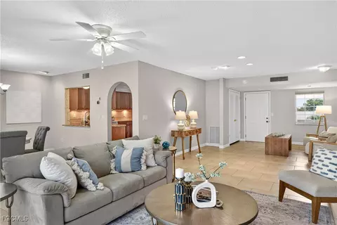 13511 Stratford Place Cir #305, Fort Myers, FL 33919
