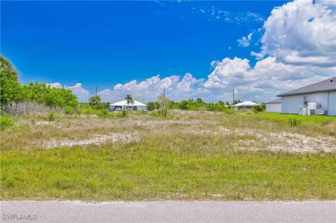 2703 NW 13th St, Cape Coral, FL 33993
