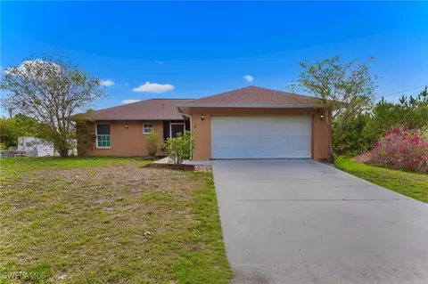 911 Medford Ave S, Lehigh Acres, FL 33974