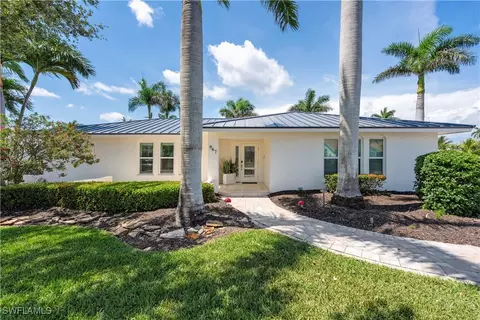 947 S Town And River Dr, Fort Myers, FL 33919