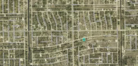 816 Lamar St E, Lehigh Acres, FL 33974 photo 2