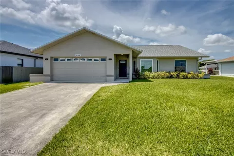 150 SE 11th Ter, Cape Coral, FL 33990