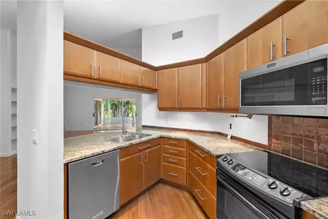 21715 Bridgegate Ct, Estero, FL 33928 photo 13