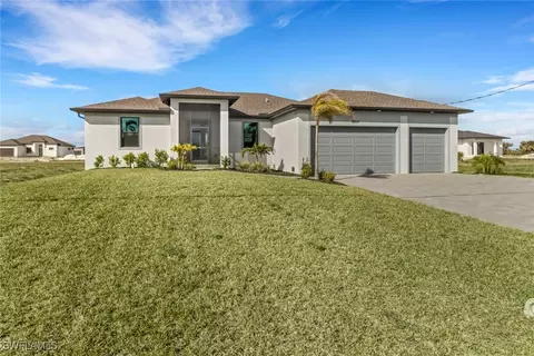4009 Caloosa Pkwy, Cape Coral, FL 33993