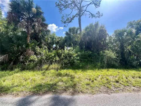 539 Mcdill Dr, Port Charlotte, FL 33953