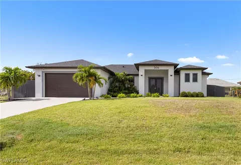 306 NE 9th Ter, Cape Coral, FL 33909