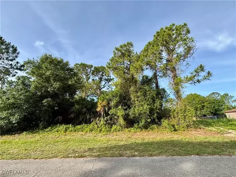 5051 W Tradewinds Cir, Labelle, FL 33935