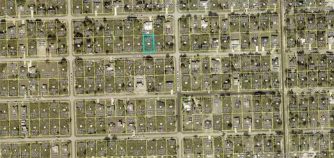 2704 73rd St W, Lehigh Acres, FL 33971