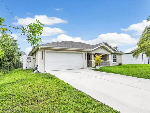 1263 Blaine Ave, Fort Myers, FL 33913