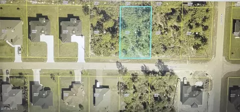 3004 37th St W, Lehigh Acres, FL 33971