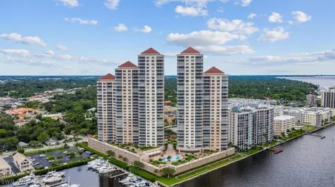 2104 W First St #1402, Fort Myers, FL 33901