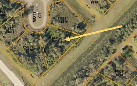Mott Ct, North Port, FL 34288