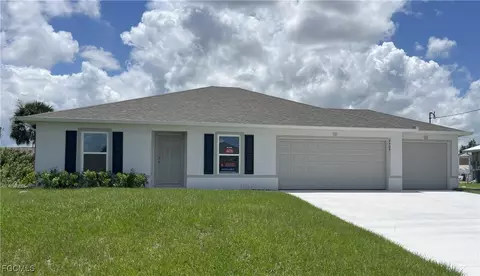 2909 43rd St SW, Lehigh Acres, FL 33976
