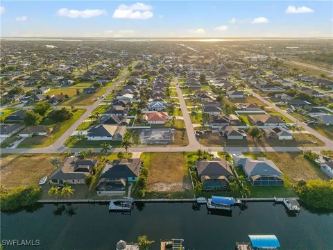 2603 SW 21st Ave, Cape Coral, FL 33914