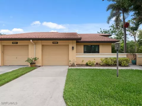5348 Governors Dr, Fort Myers, FL 33907