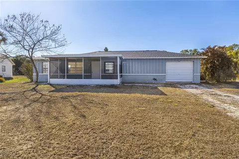 106 Stetson St, Lehigh Acres, FL 33936