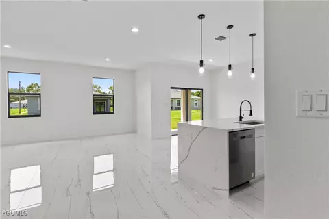 Living - 6010 Acorn Cir, Labelle, FL 33935 photo 3 of 4