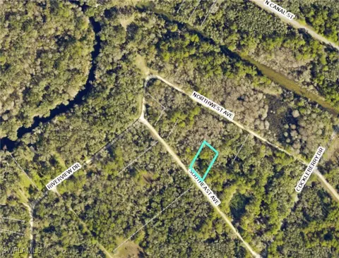 7398 Southeast Ave, Webster, FL 33597