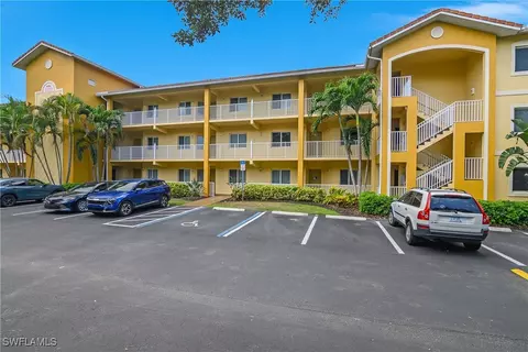 10020 Maddox Ln #113, Bonita Springs, FL 34135