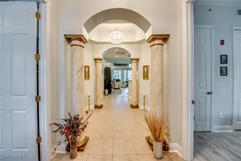 15250 Riverbend Blvd #103, North Fort Myers, FL 33917