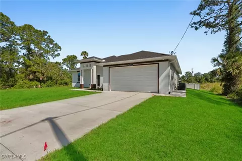 908 Barcia St E, Lehigh Acres, FL 33974 photo 41
