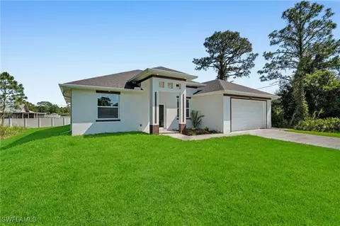 908 Barcia St E, Lehigh Acres, FL 33974 photo 2