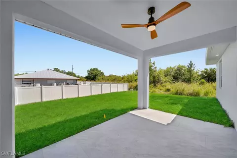 908 Barcia St E, Lehigh Acres, FL 33974 photo 34