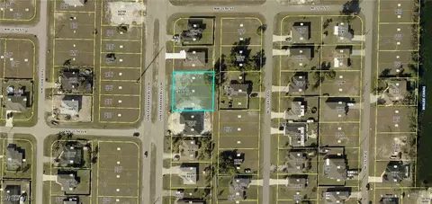 2521 Santa Barbara Blvd N, Cape Coral, FL 33993